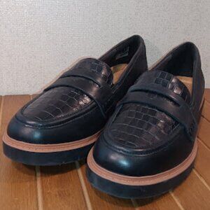 Clarks Women’s 8 M Westlynn Ayla Slip-on Shoe Black Loafers Crocodile Excellent